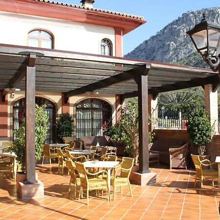 Hotel Sierra De Ubrique Bagian luar foto