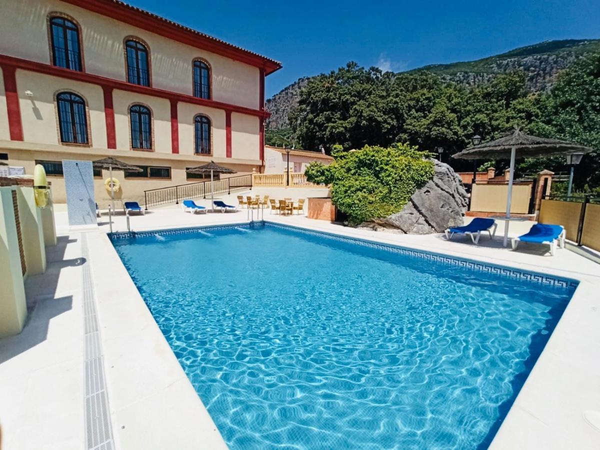 Hotel Sierra De Ubrique Bagian luar foto