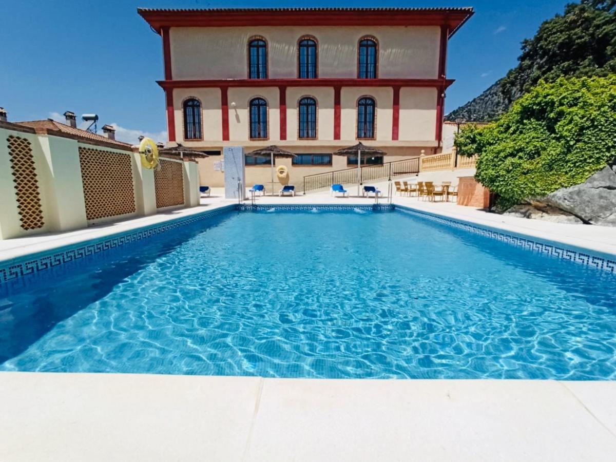 Hotel Sierra De Ubrique Bagian luar foto