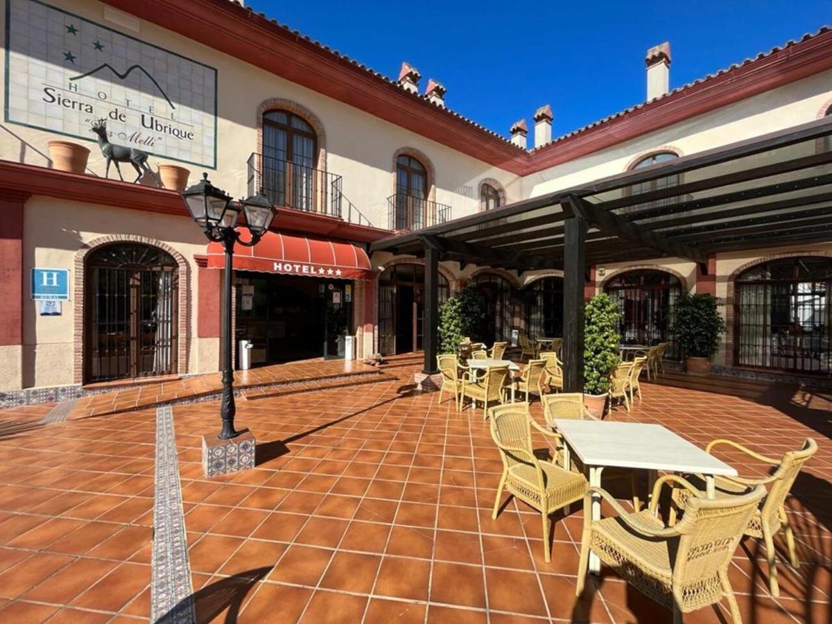 Hotel Sierra De Ubrique Bagian luar foto
