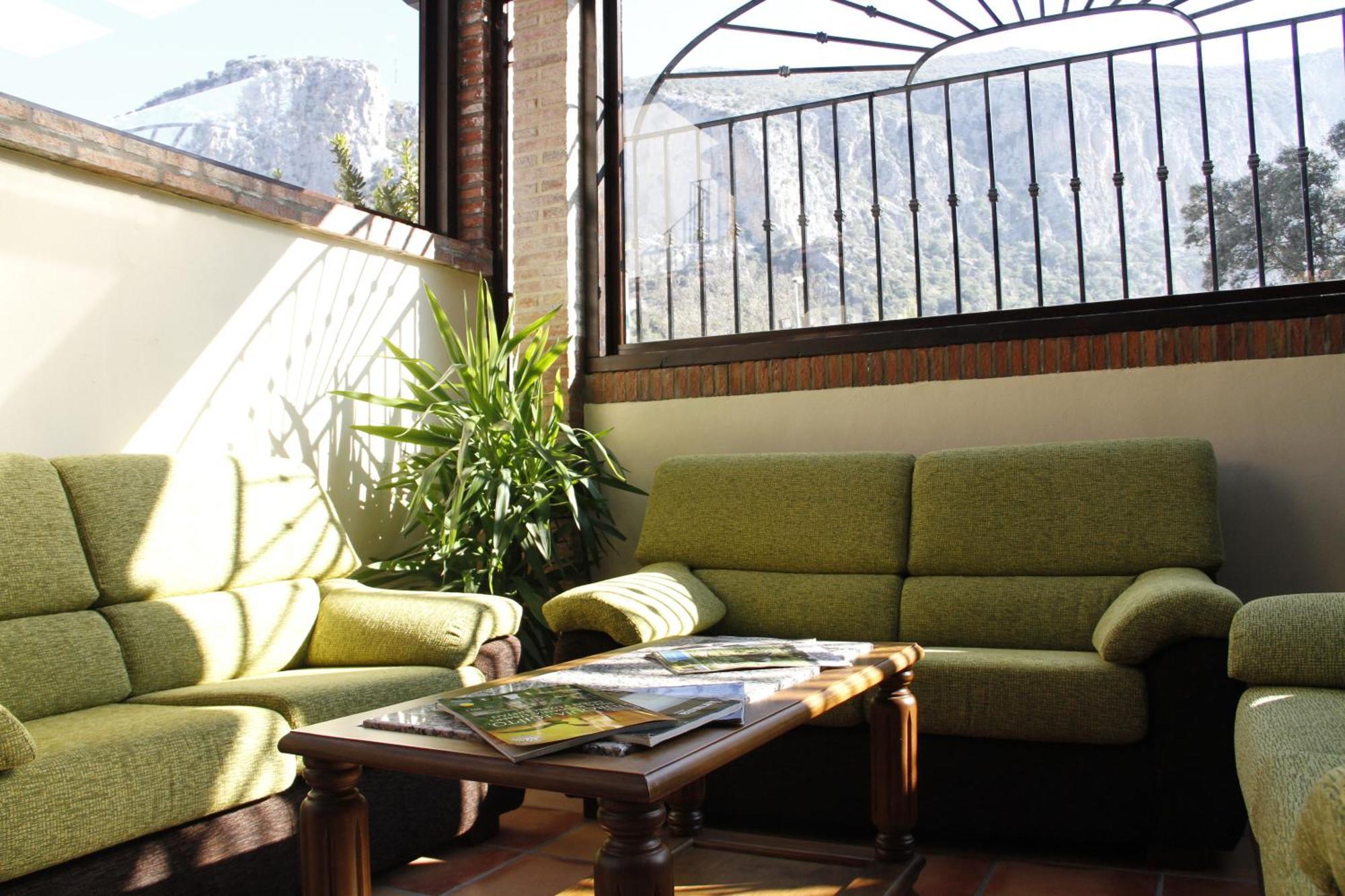 Hotel Sierra De Ubrique Bagian luar foto