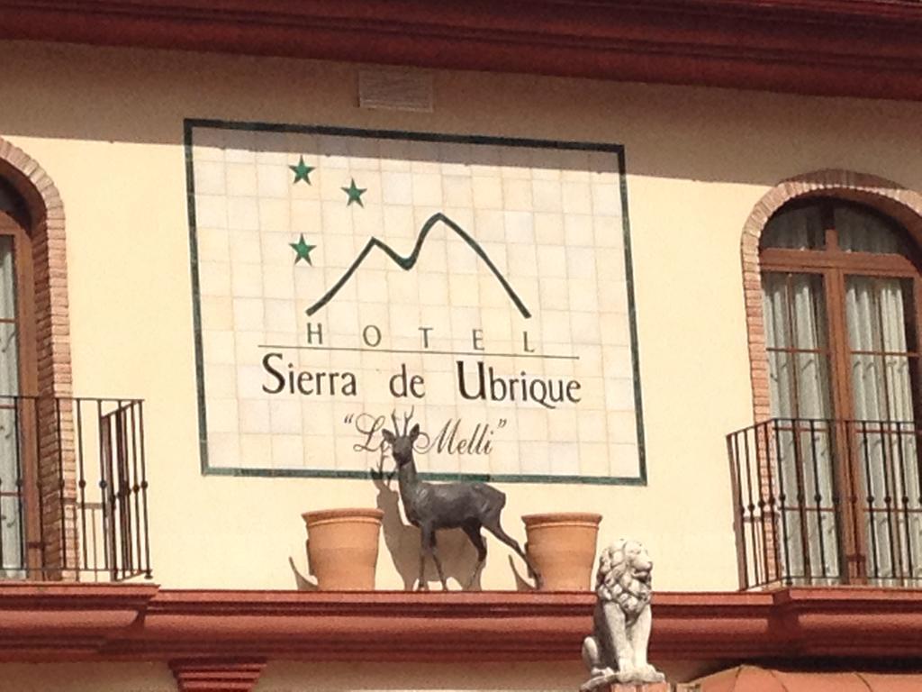 Hotel Sierra De Ubrique Bagian luar foto